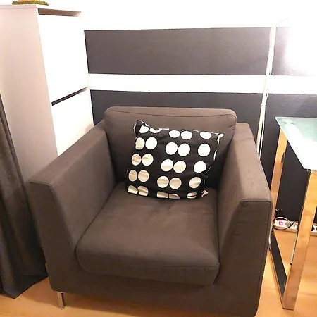 Apartment Studentenzimmer Mittwoch Bis Samstag - Erst Anfragen